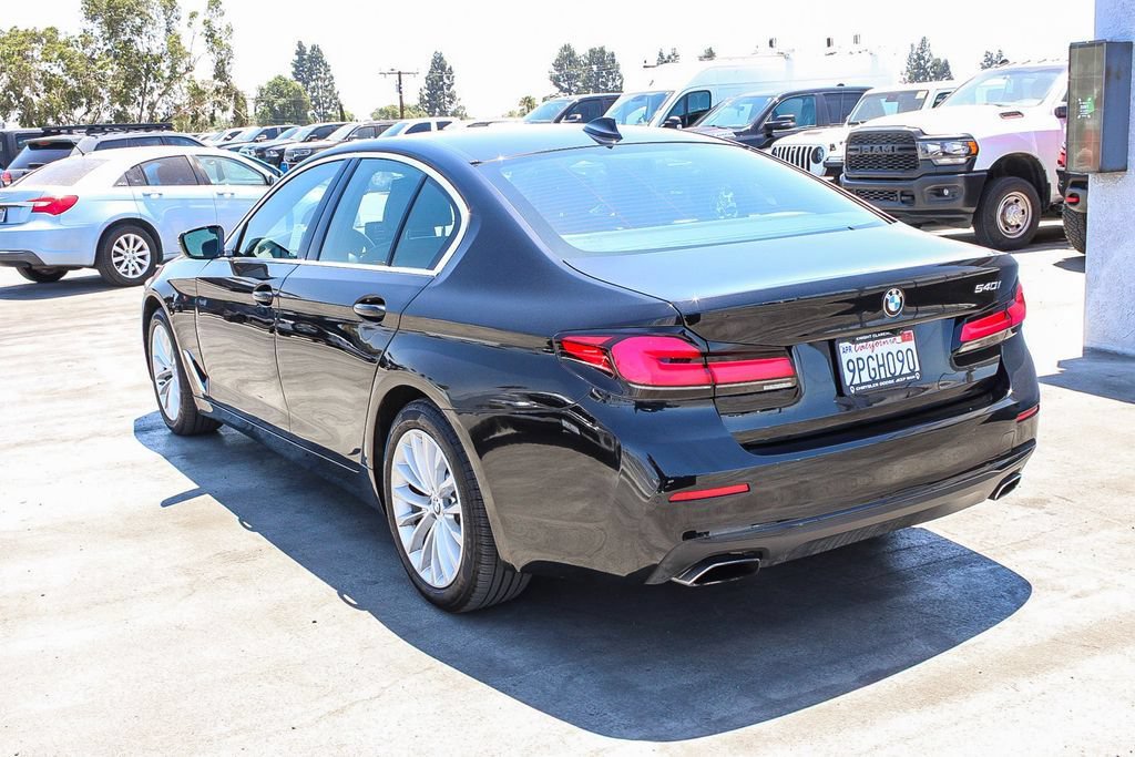Used 2021 BMW 540i w/ Premium Package RWD image 7