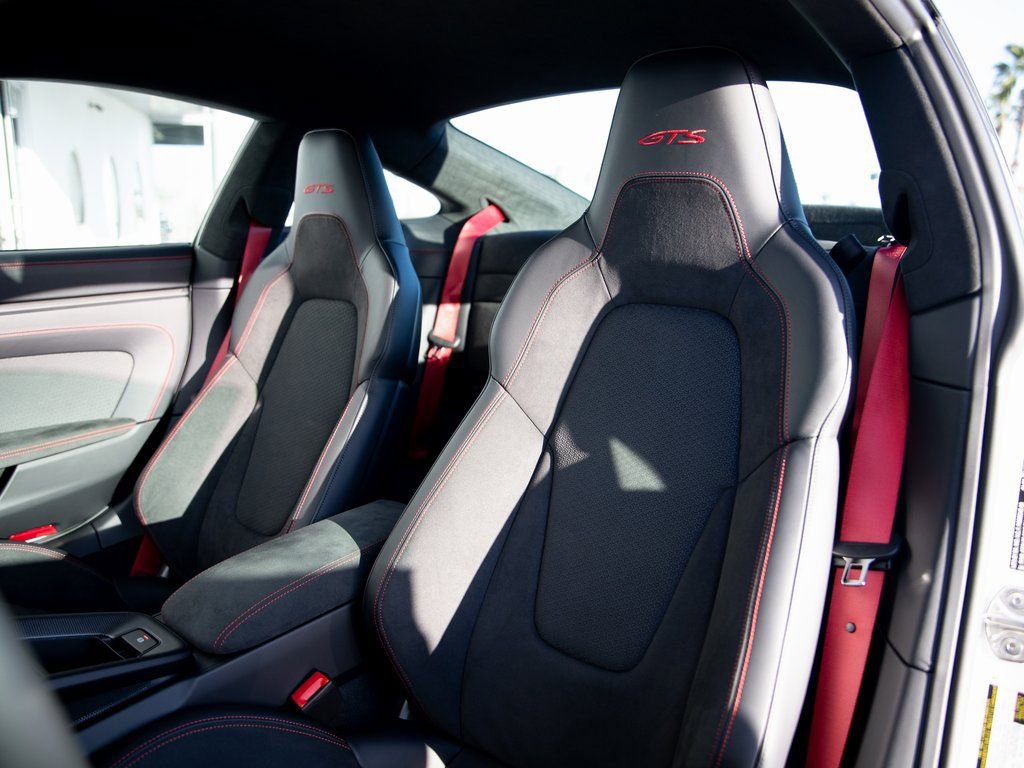 Used 2026 Porsche 911 Carrera GTS image 19