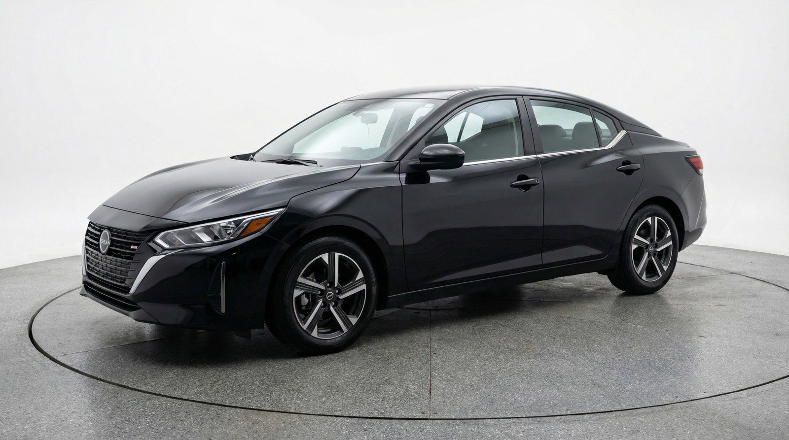 Used 2025 Nissan Sentra SV image 3