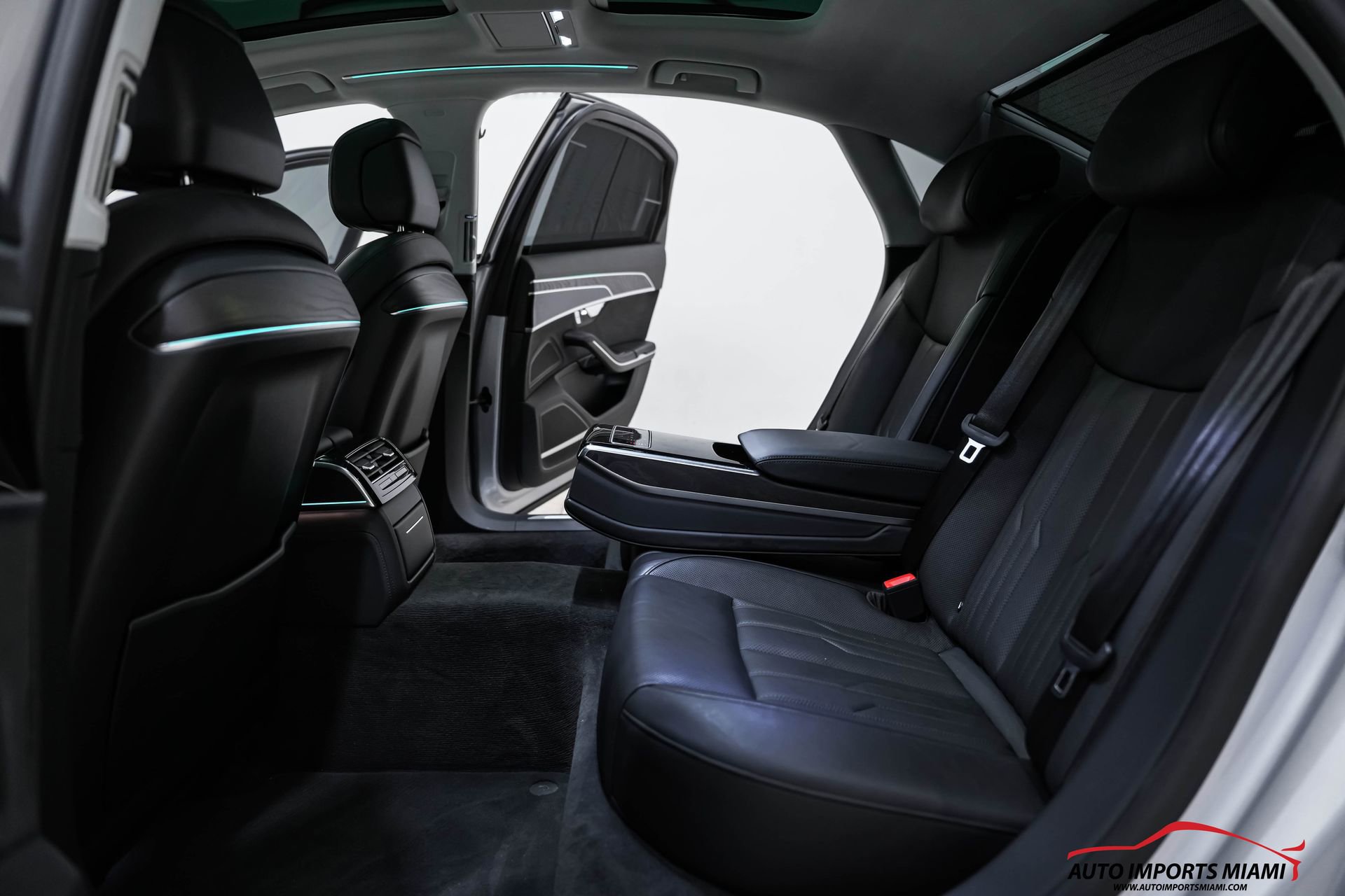 Used 2022 Audi A8 L 3.0T w/ Executive Package image 56