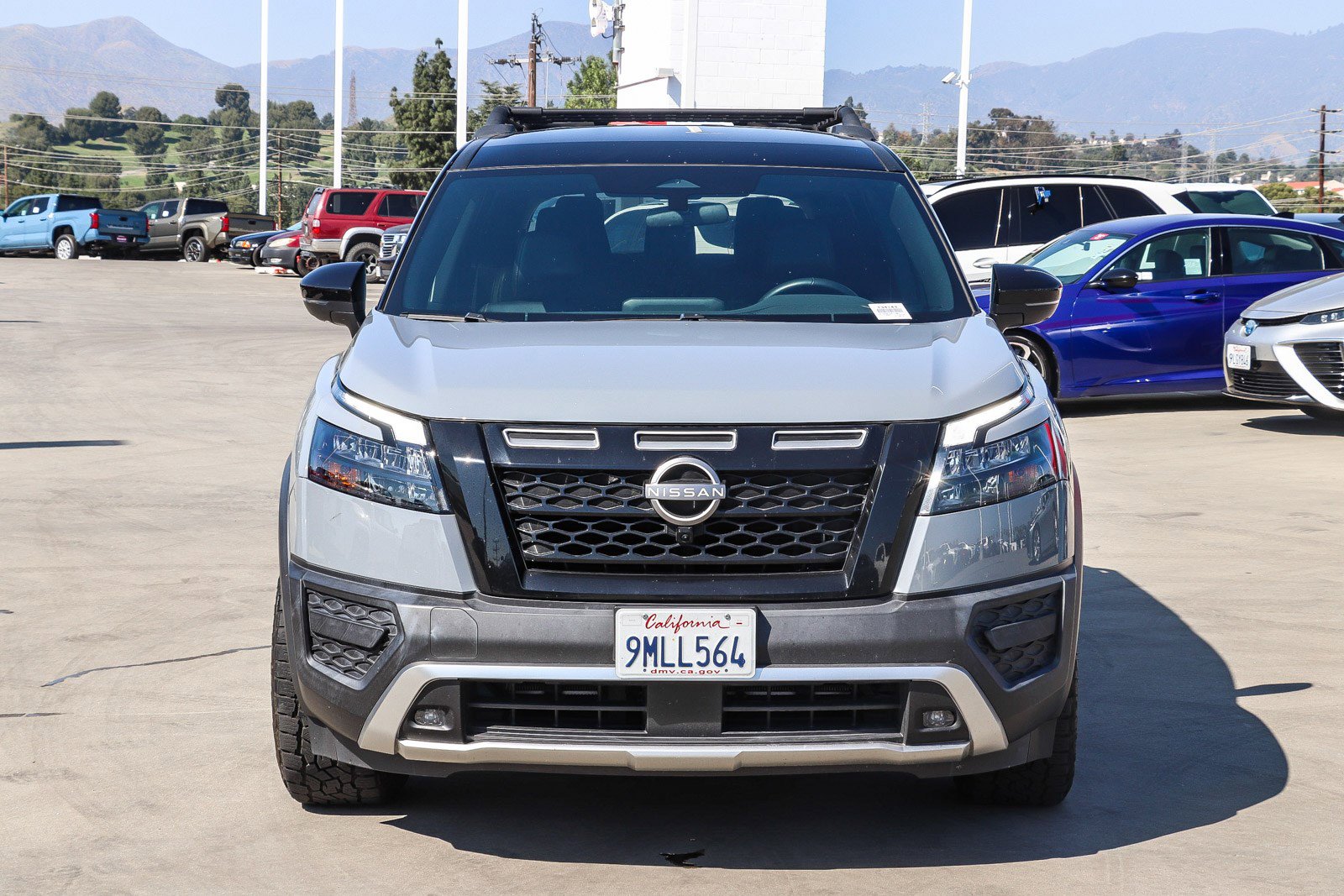 Used 2024 Nissan Pathfinder Rock Creek image 2