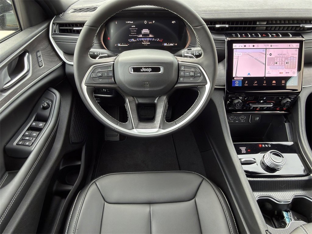 New 2025 Jeep Grand Cherokee L Limited w/ Trailer Tow Package image 11