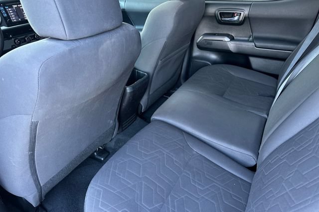 Used 2016 Toyota Tacoma TRD Off-Road w/ Towing Package RWD image 14