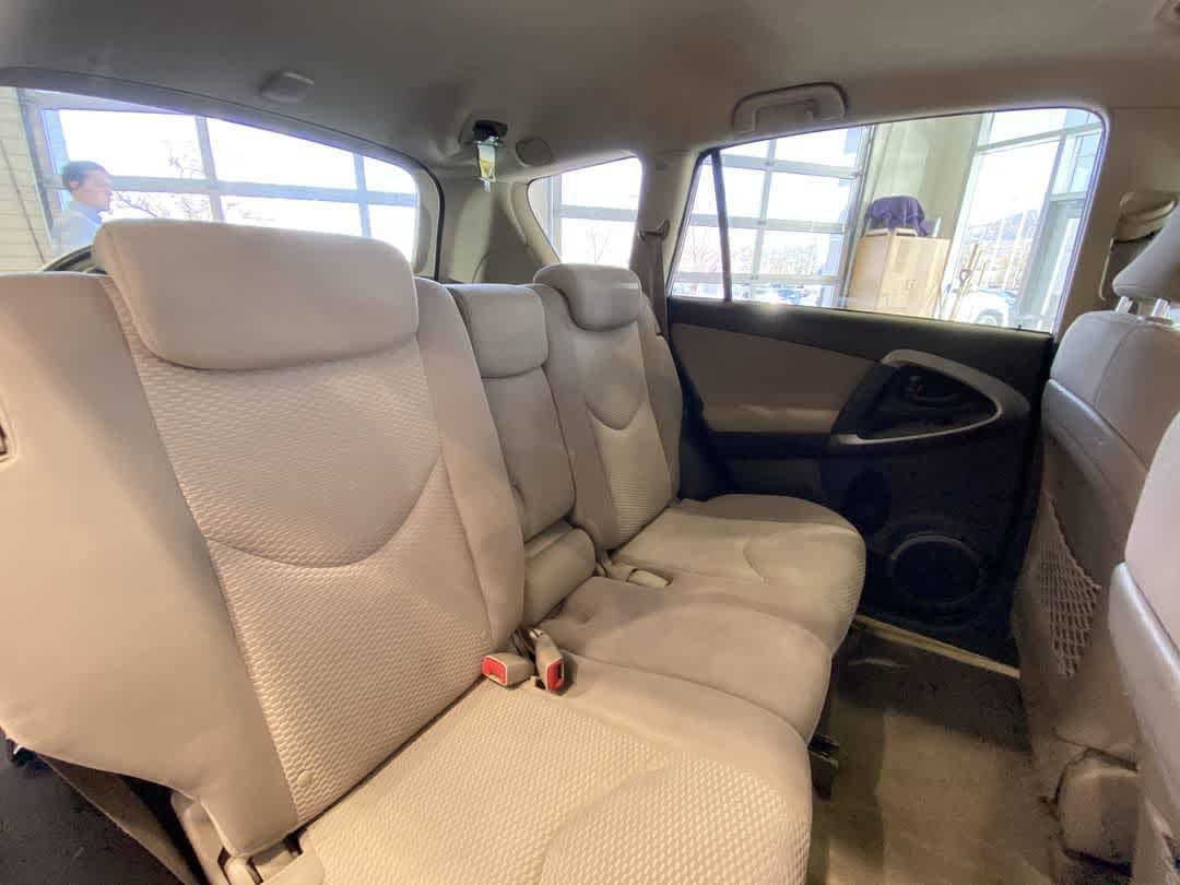 Used 2008 Toyota RAV4 Limited image 23