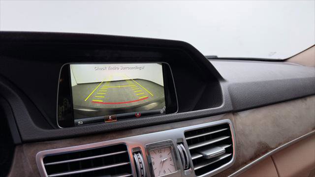 Used 2016 Mercedes-Benz E 350 Sedan image 32