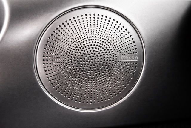 Used 2025 Genesis G70 2.5T w/ Sport Prestige Package image 34