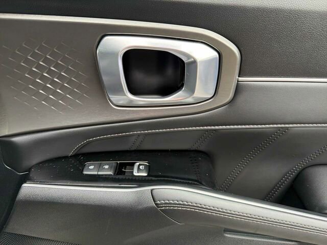Used 2023 Kia Sorento SX image 22