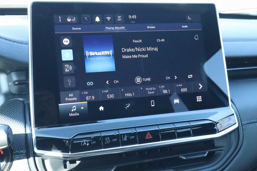New 2026 Jeep Compass Latitude image 5
