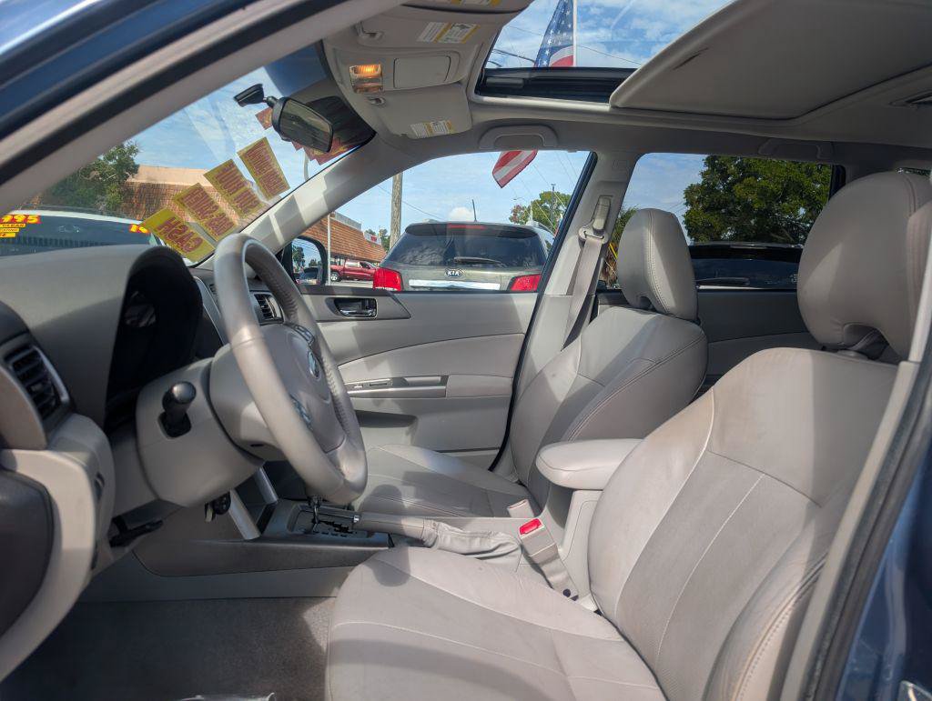 Used 2009 Subaru Forester 2.5X Limited AWD/4WD image 9