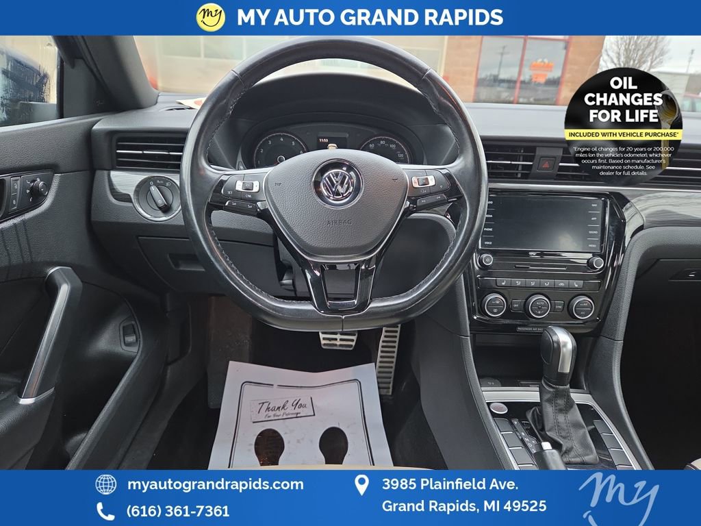 Used 2021 Volkswagen Passat 2.0T R-Line image 13