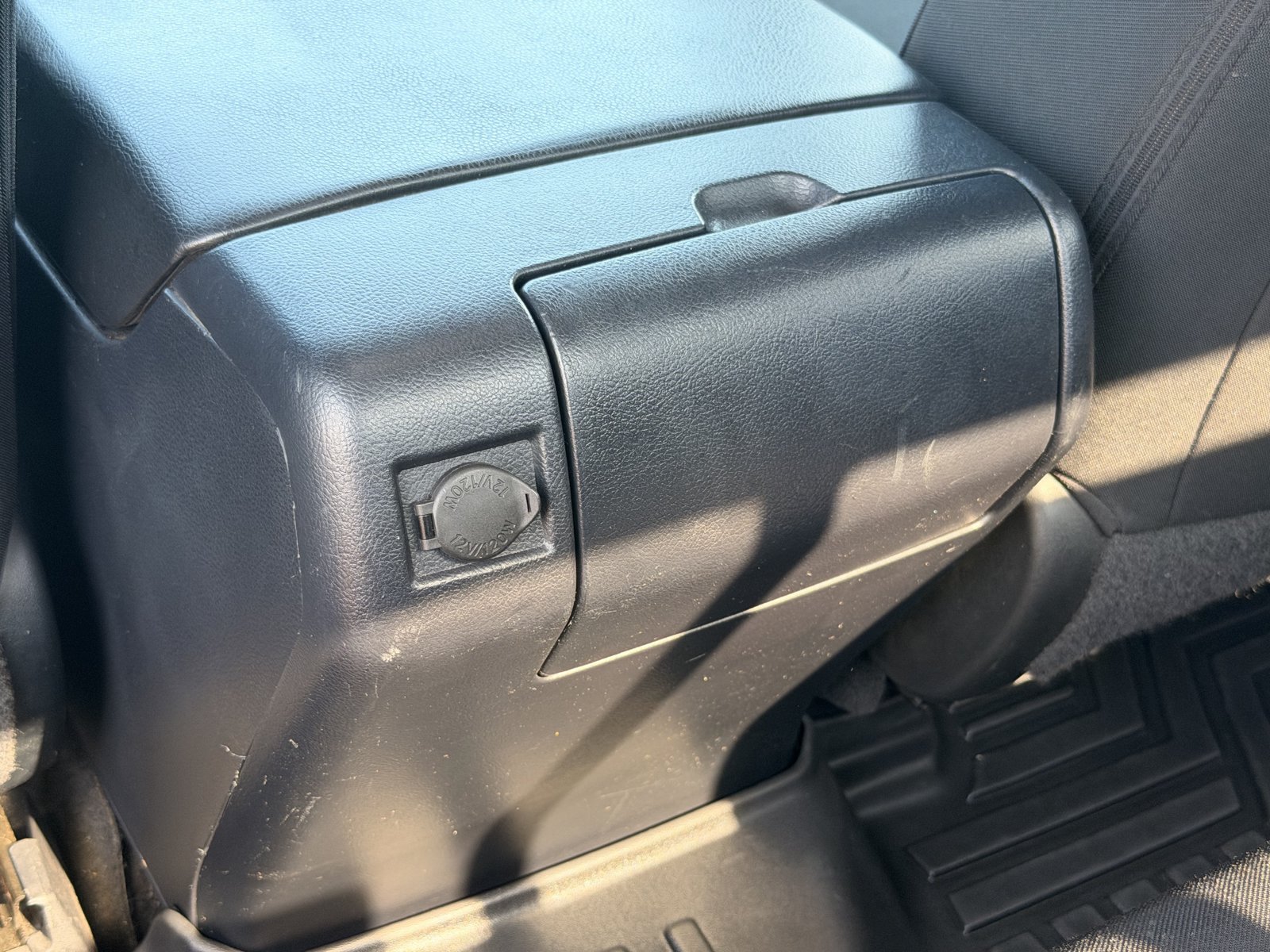 Used 2017 Toyota Tundra SR5 AWD/4WD image 37