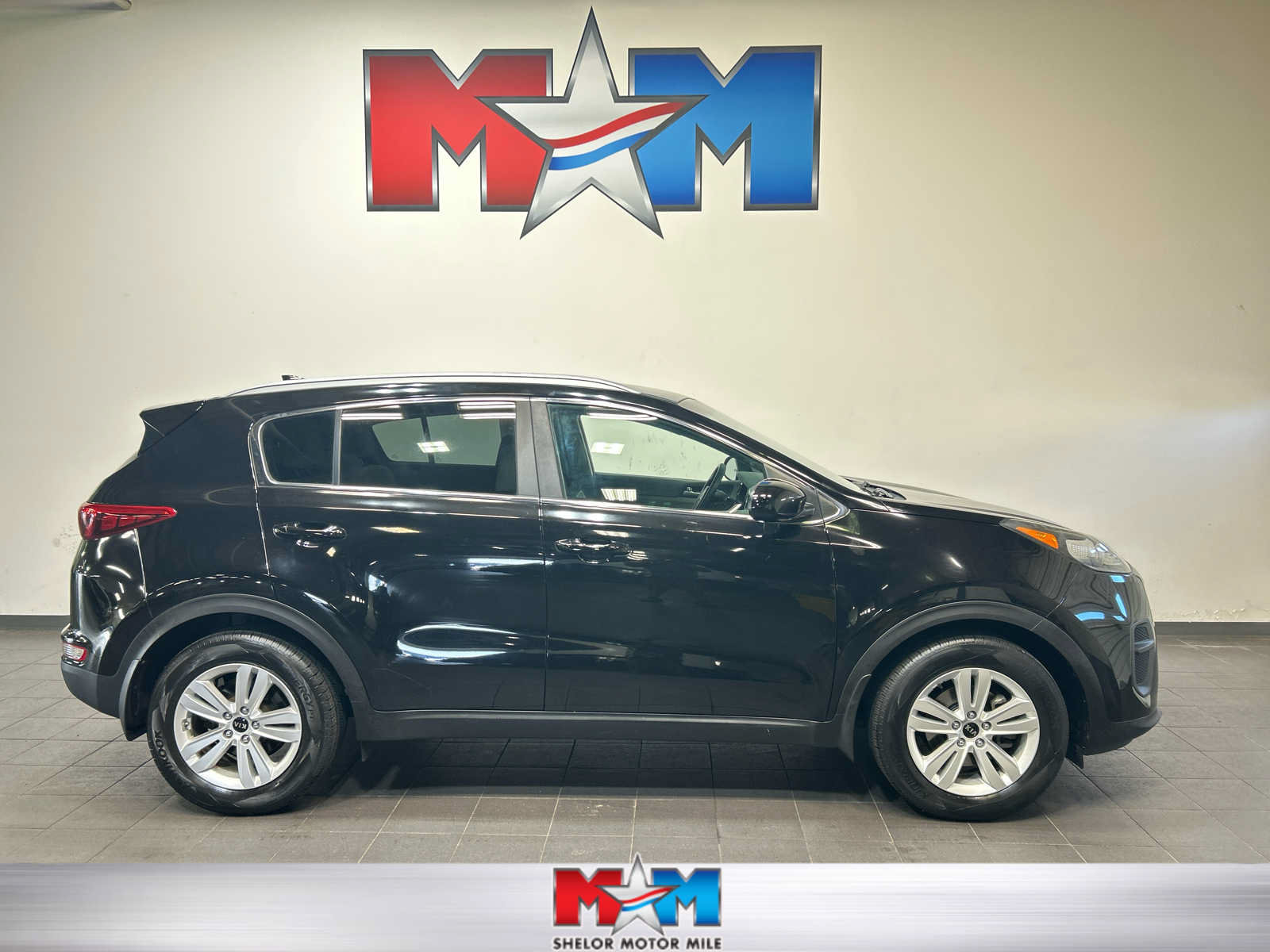 Used 2019 Kia Sportage LX w/ LX Popular Package FWD image 1