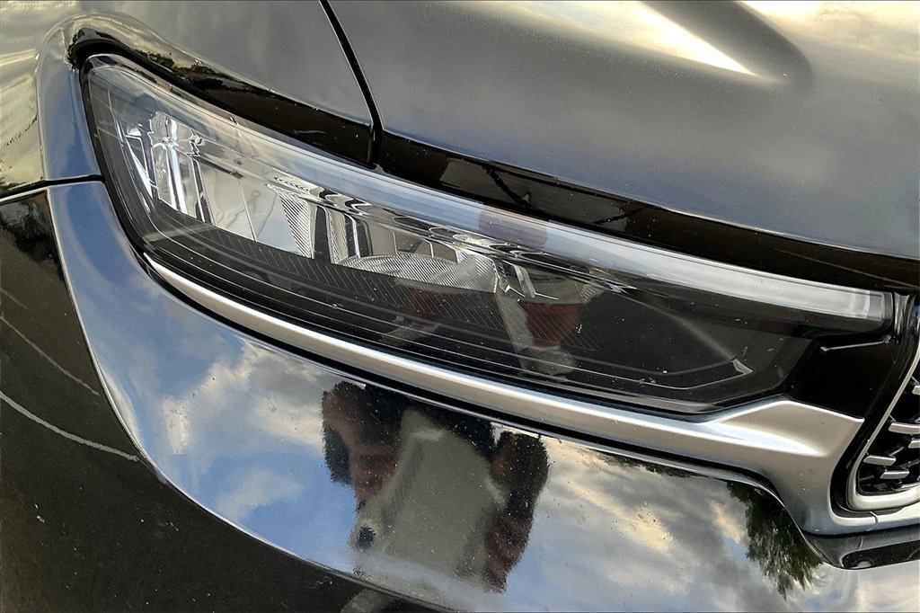 Used 2021 Jeep Grand Cherokee L Summit w/ Luxury Tech Group V image 29