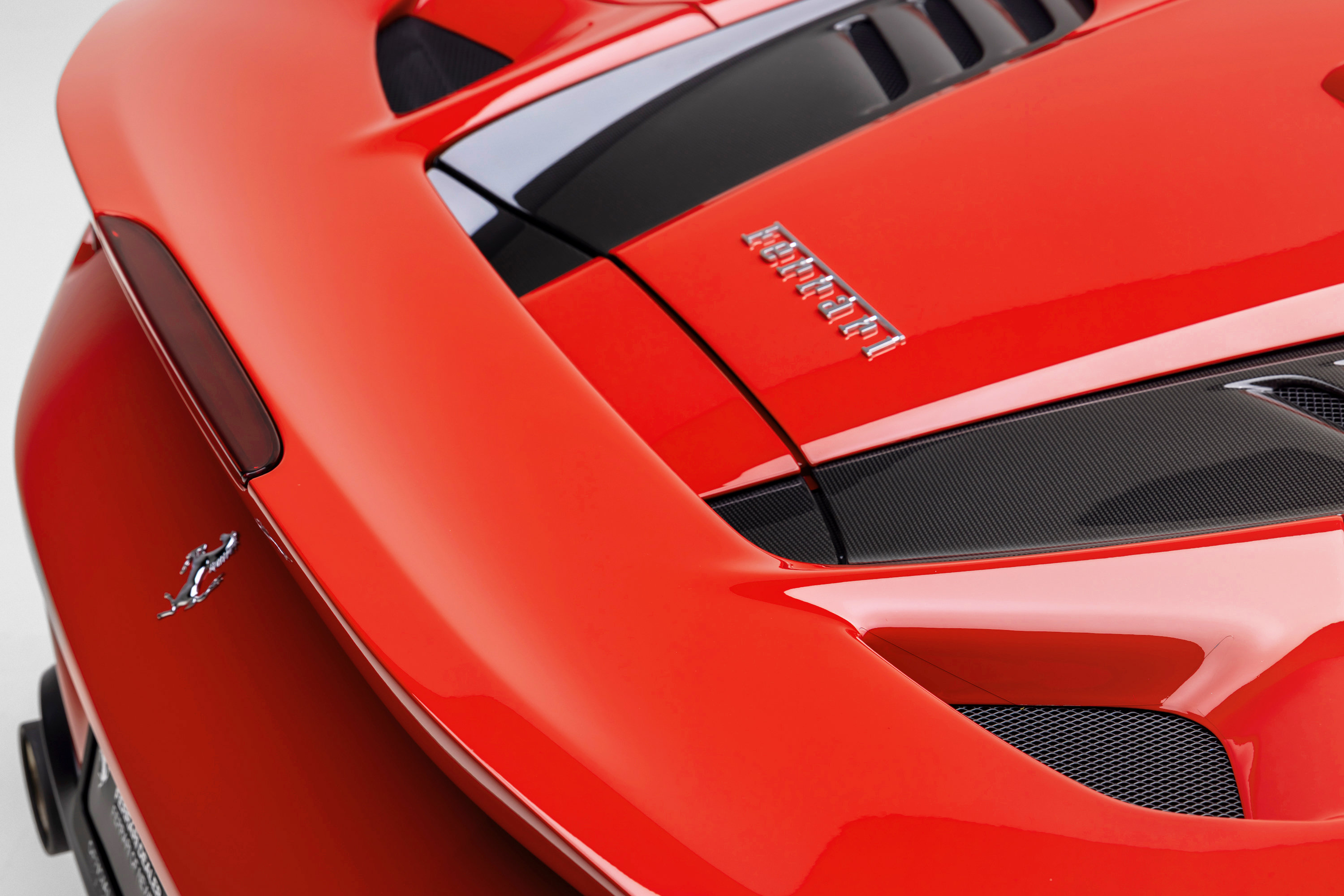 Certified 2022 Ferrari F8 Tributo RWD image 18