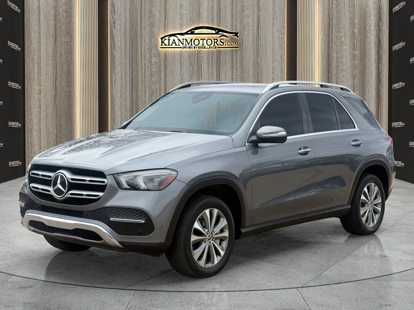 Used 2020 Mercedes-Benz GLE 350 image 4