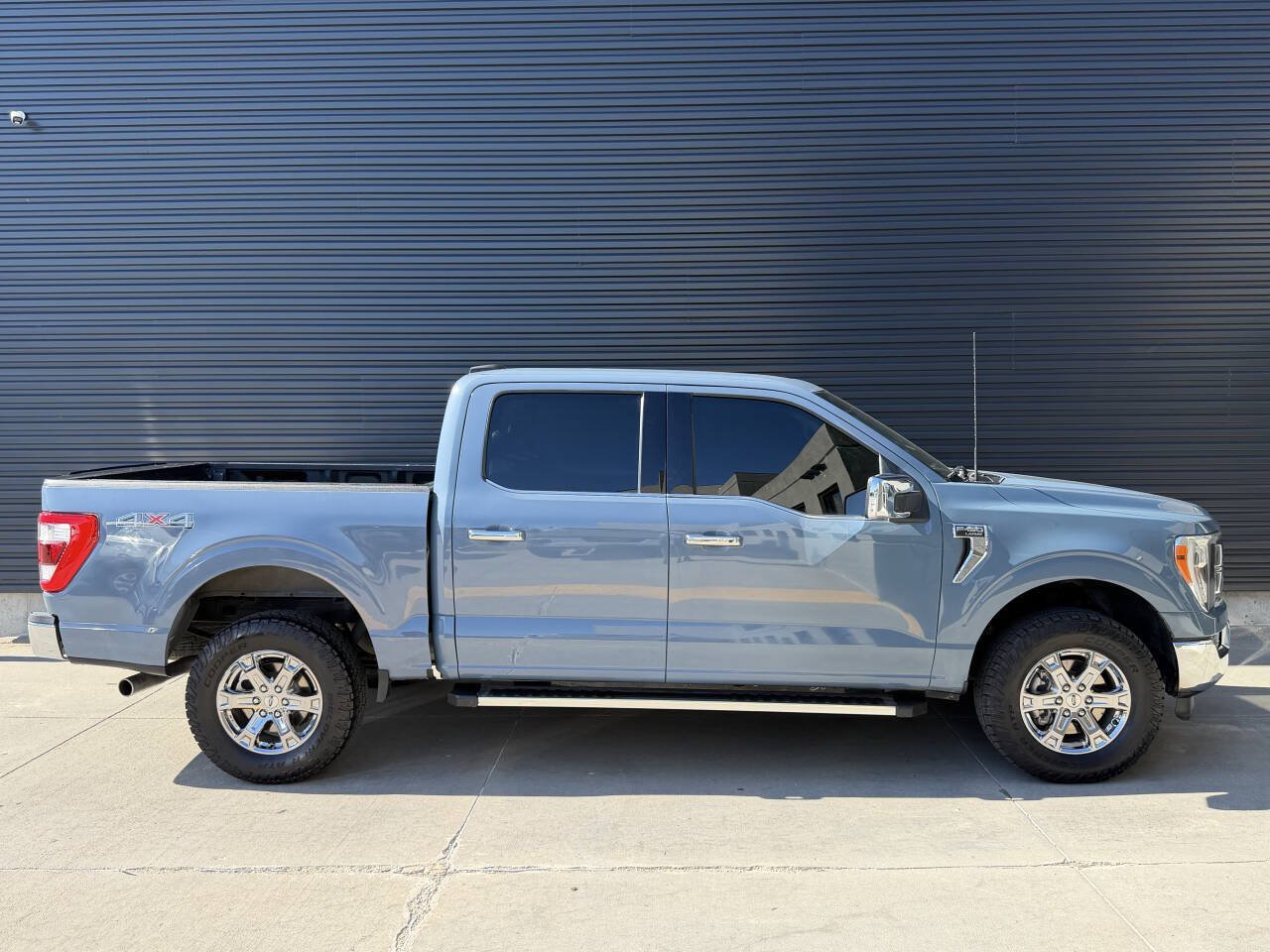 Used 2023 Ford F150 Lariat AWD/4WD image 10
