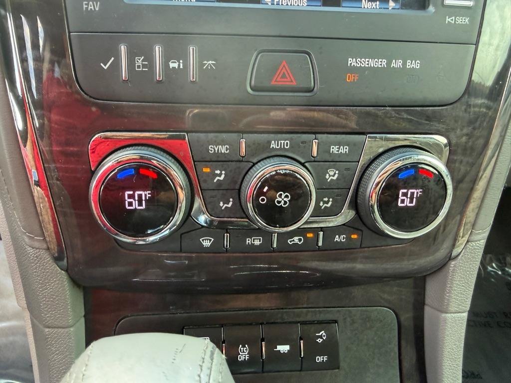 Used 2015 Buick Enclave Convenience FWD image 46