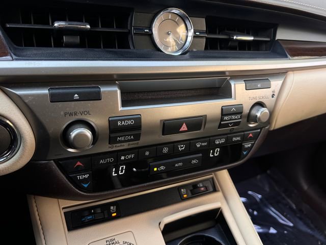 Used 2017 Lexus ES 350 w/ Premium Package image 24