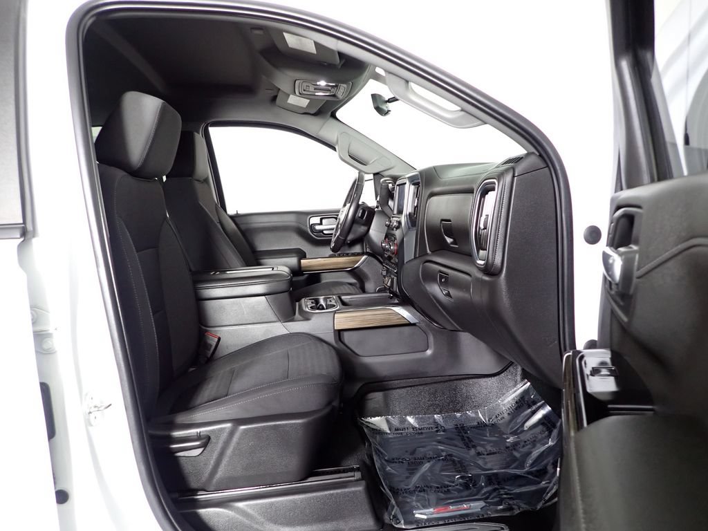 Used 2020 Chevrolet Silverado 1500 RST AWD/4WD image 38