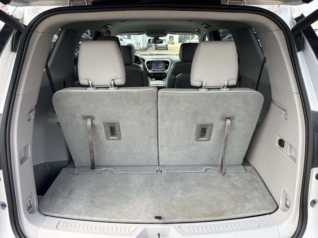 Used 2018 GMC Acadia SLT FWD image 10