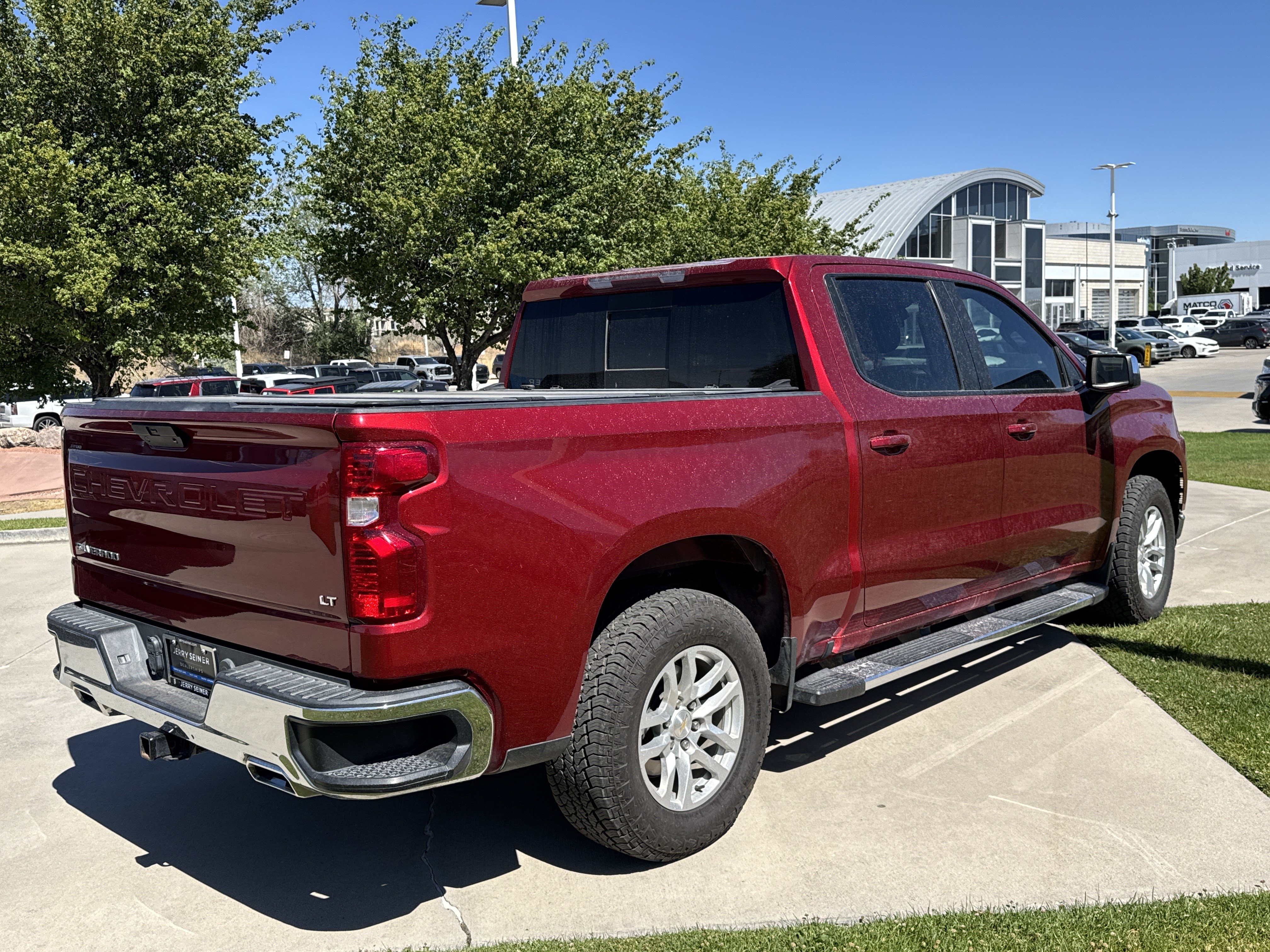Used 2021 Chevrolet Silverado 1500 LT w/ Diesel Off-Road Package AWD/4WD image 7