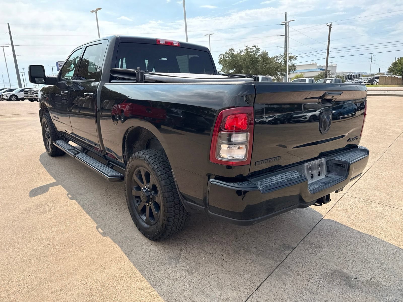 Used 2024 RAM 2500 Big Horn w/ Night Edition AWD/4WD image 5