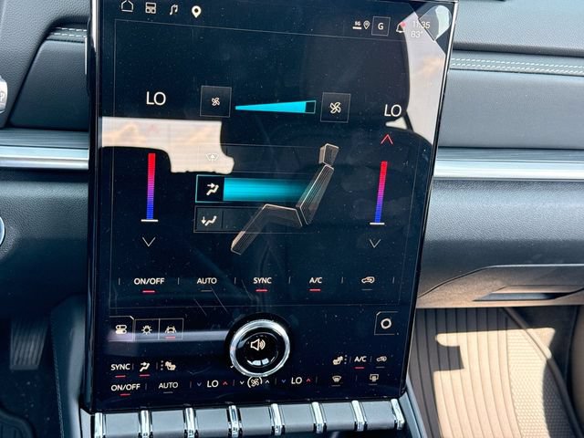 New 2027 GMC Terrain Elevation w/ Elevation Premium Package FWD image 19