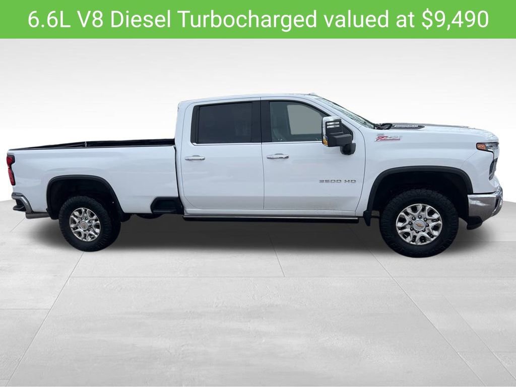 Used 2024 Chevrolet Silverado 2500 LTZ w/ LTZ Convenience Package image 3