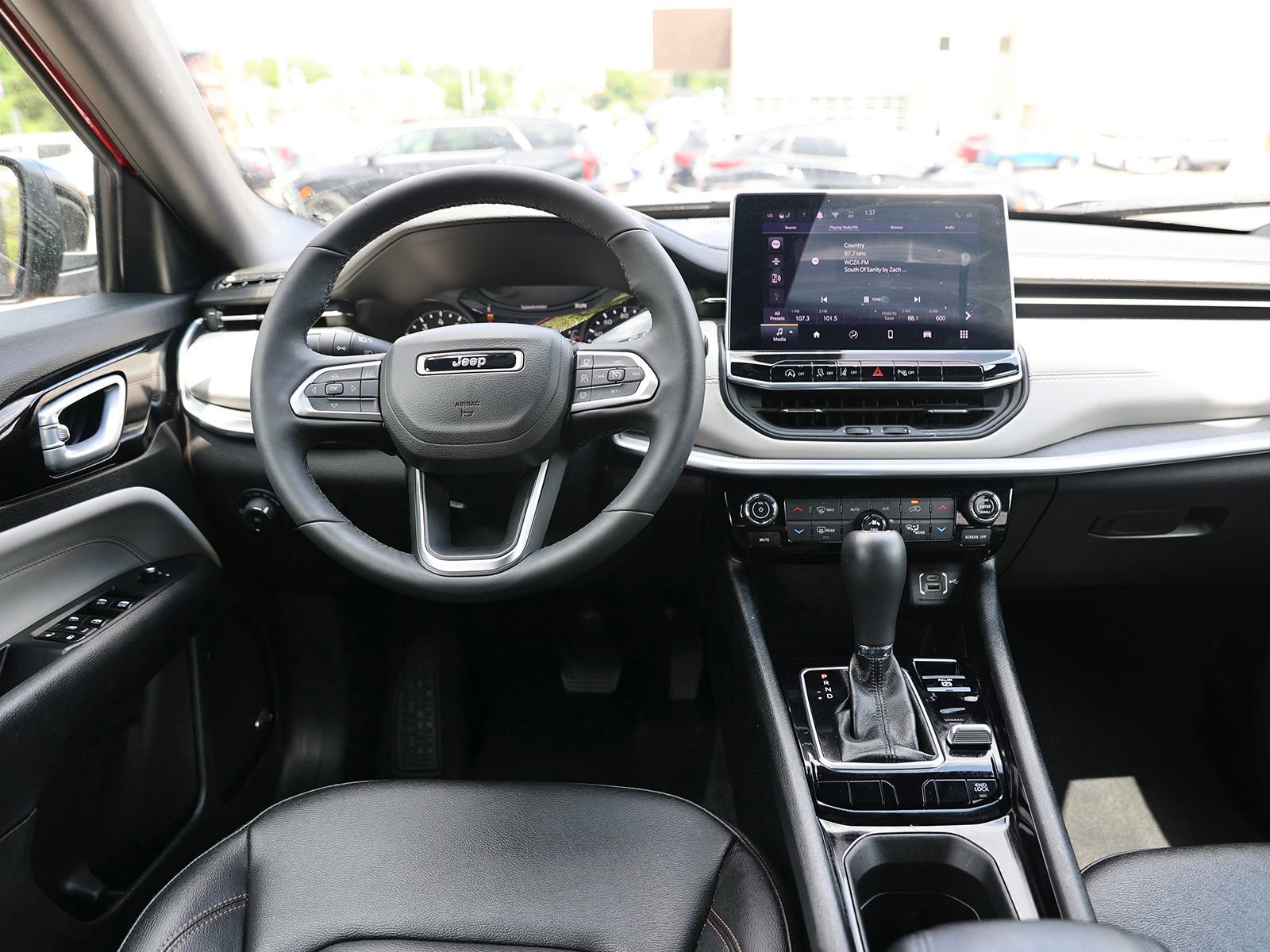 Used 2024 Jeep Compass Limited w/ Sun and Sound Group AWD/4WD image 15