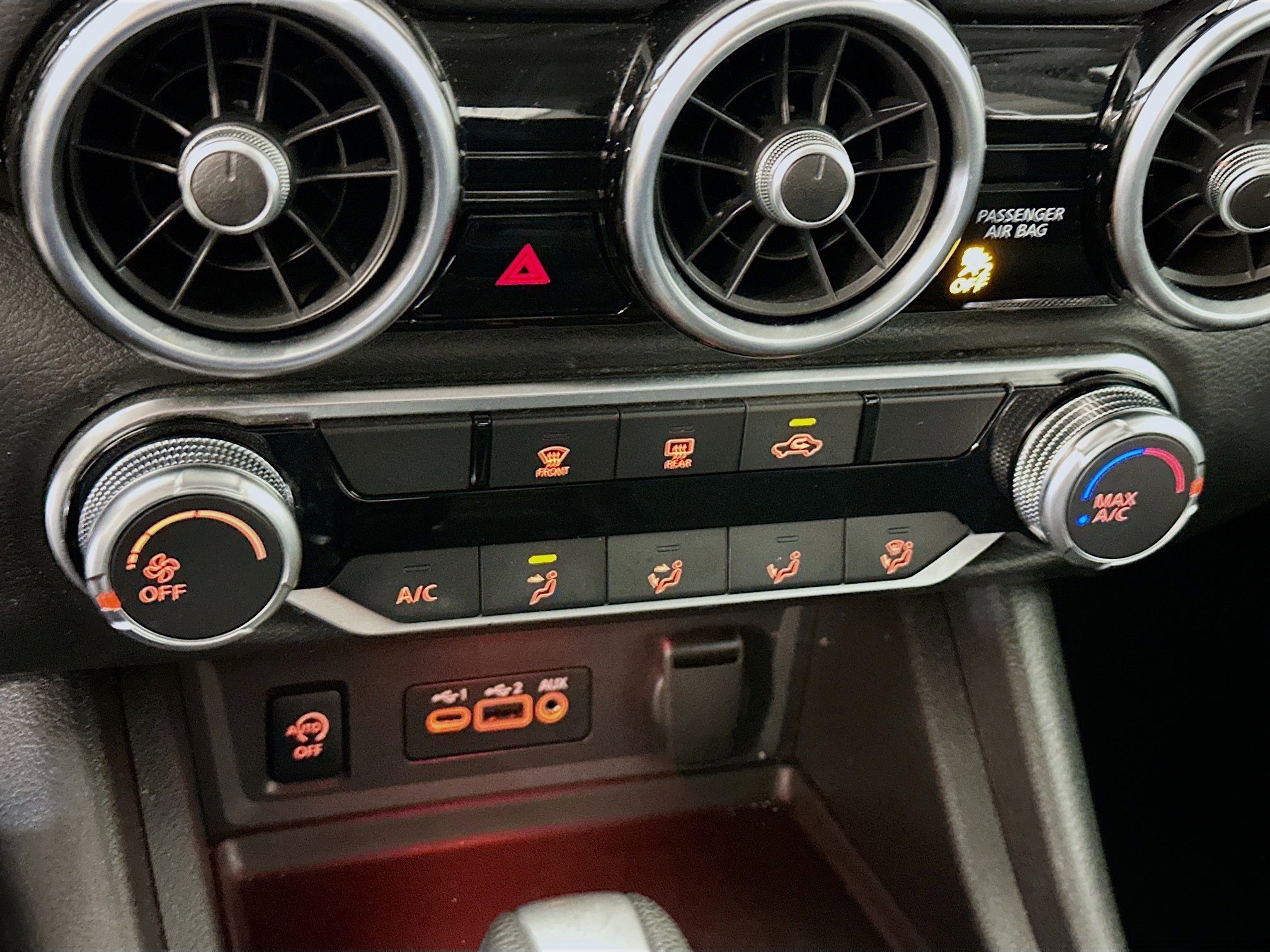 Used 2024 Nissan Sentra SV image 23