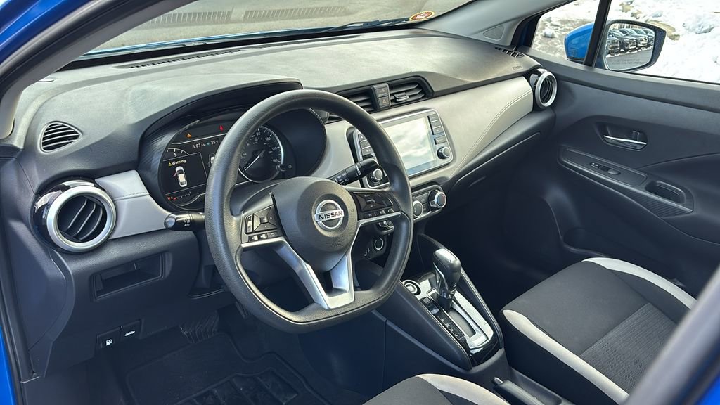Used 2021 Nissan Versa SV image 23