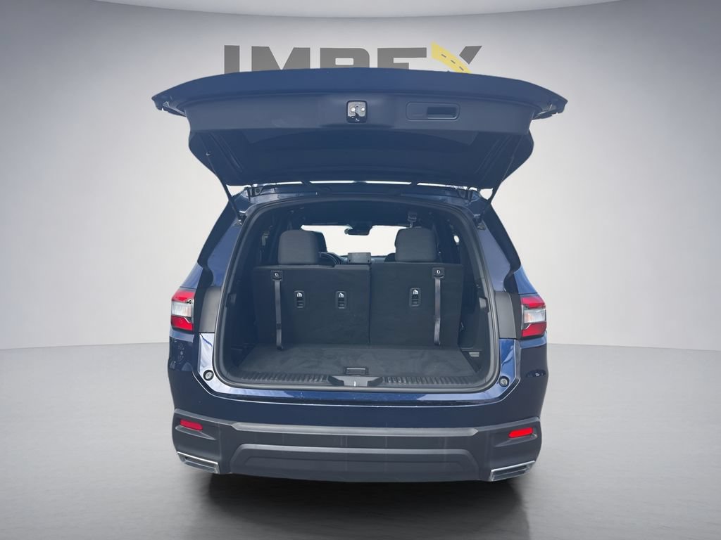 Used 2025 Honda Pilot Sport image 27