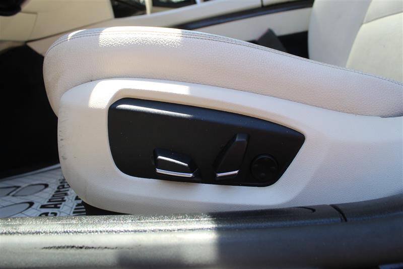 Used 2015 BMW 740Li RWD image 11