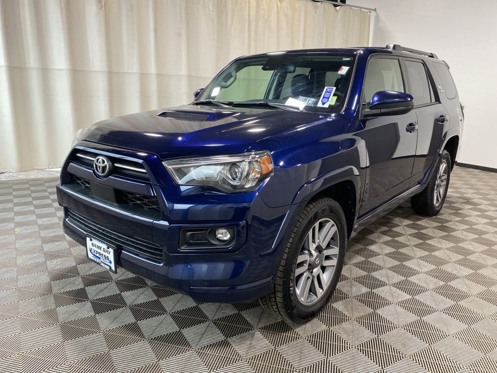 Used 2022 Toyota 4Runner TRD Sport AWD/4WD image 5