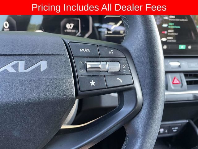 Used 2025 Kia K4 EX FWD image 25