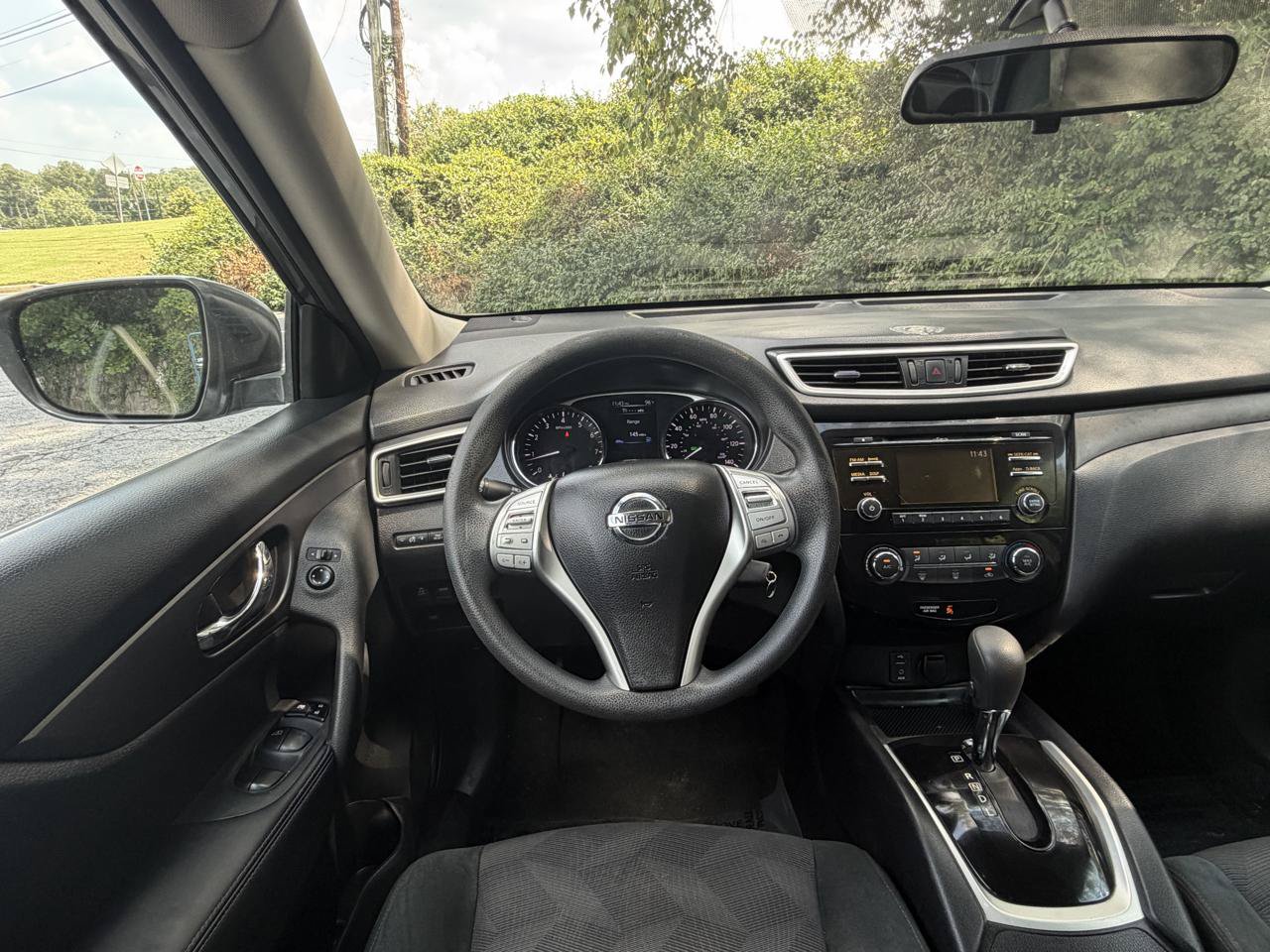 Used 2016 Nissan Rogue S AWD/4WD image 20