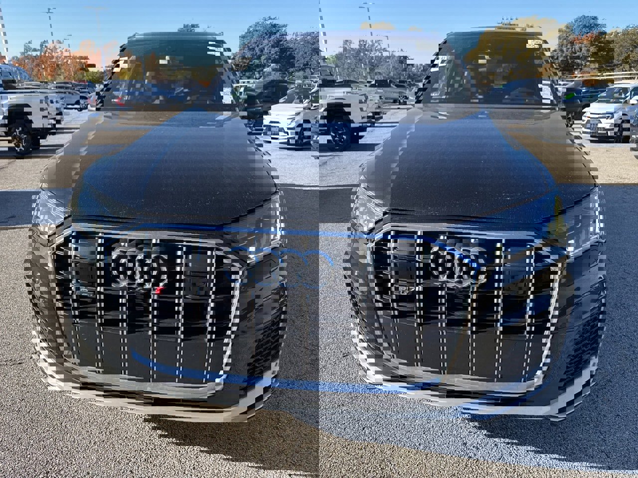 Used 2022 Audi SQ7 Prestige w/ Prestige Package image 2