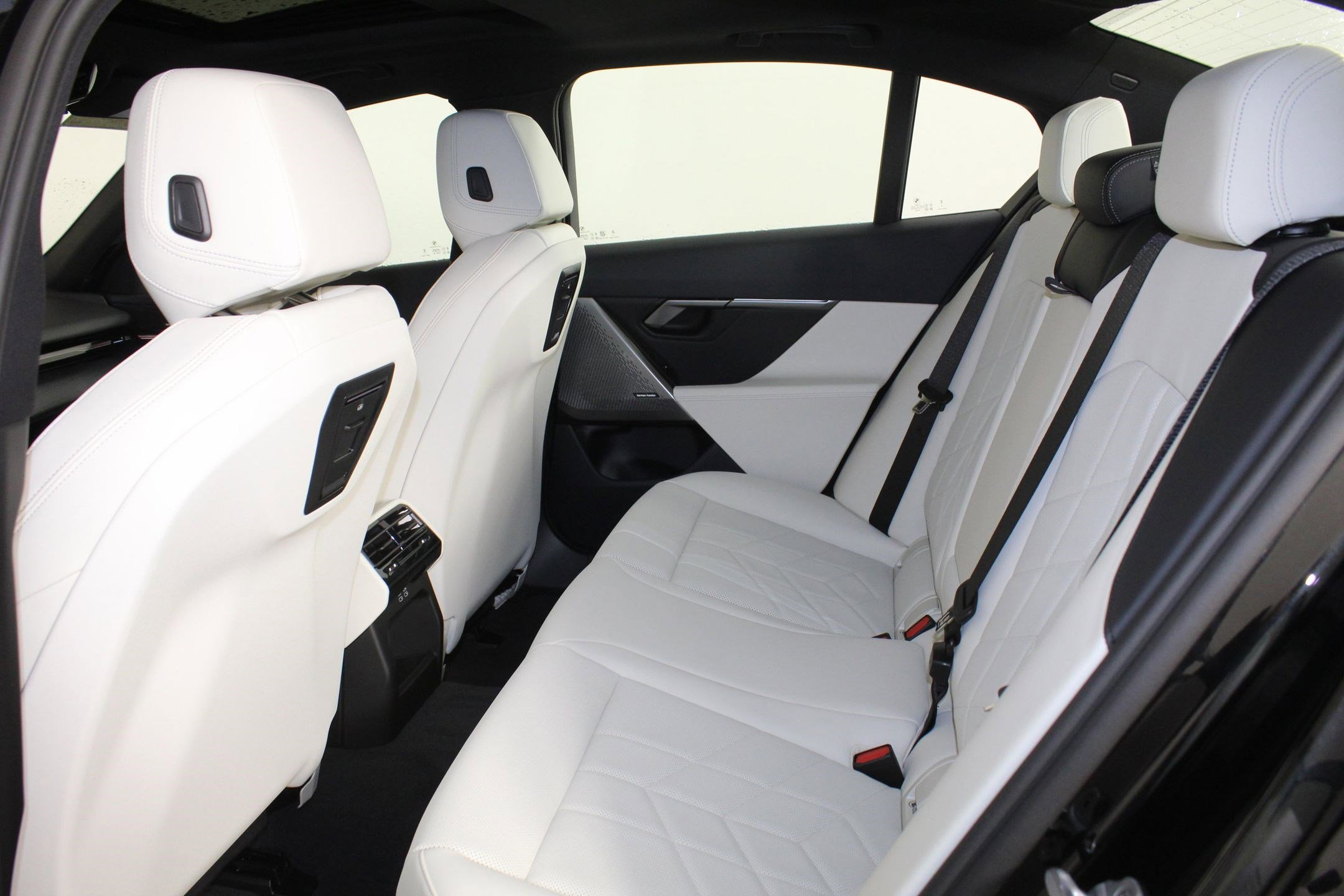 New 2025 BMW 530i 530i image 26