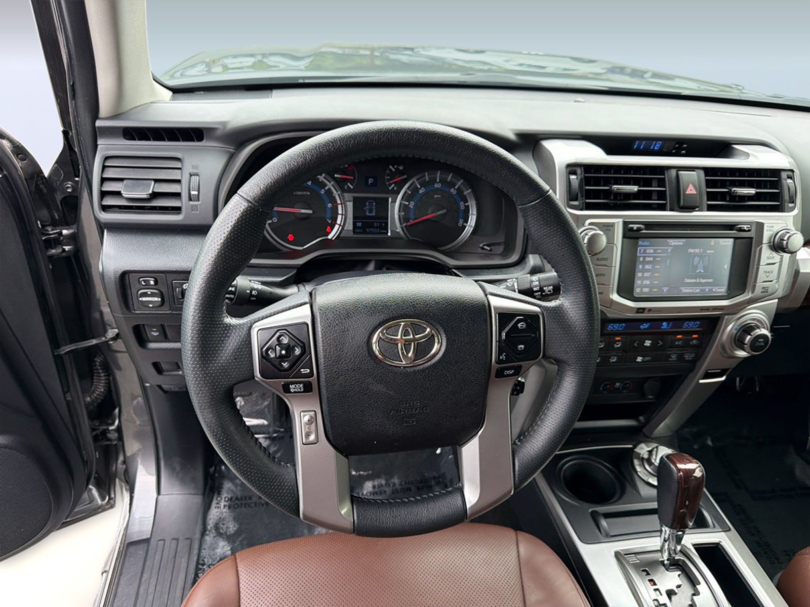Used 2019 Toyota 4Runner Limited AWD/4WD image 28
