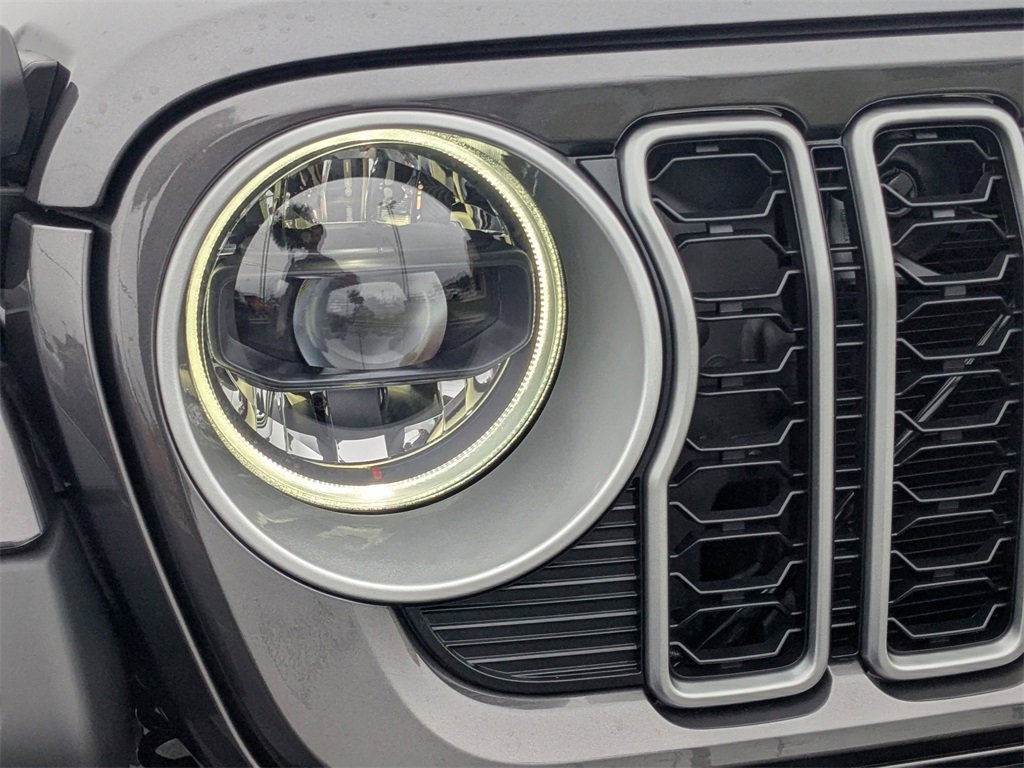 New 2026 Jeep Wrangler Sahara w/ Technology Group image 9