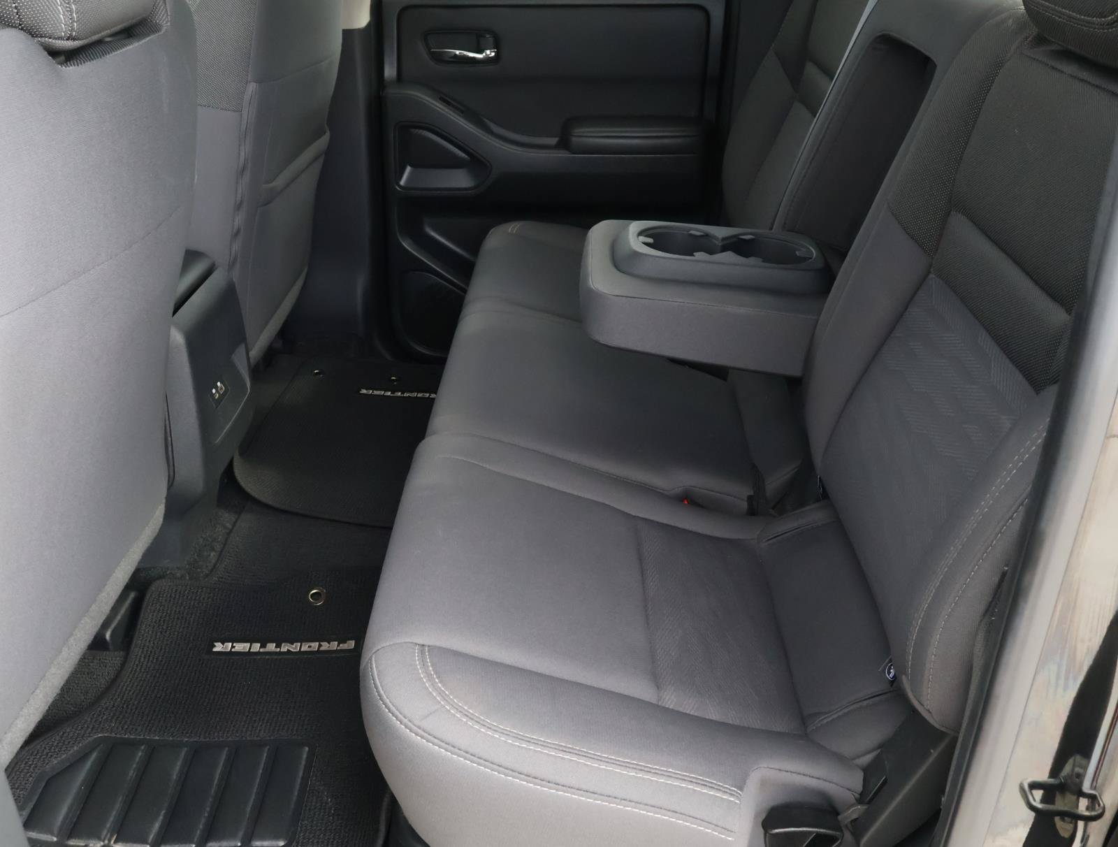 Used 2024 Nissan Frontier SV w/ Technology Package RWD image 20