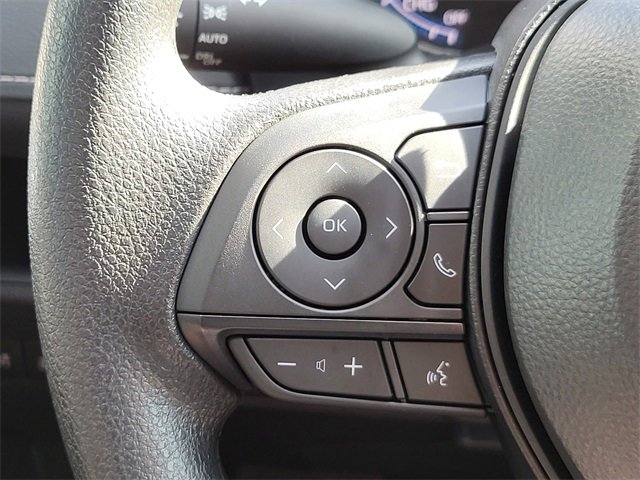 Used 2025 Toyota RAV4 XLE image 23