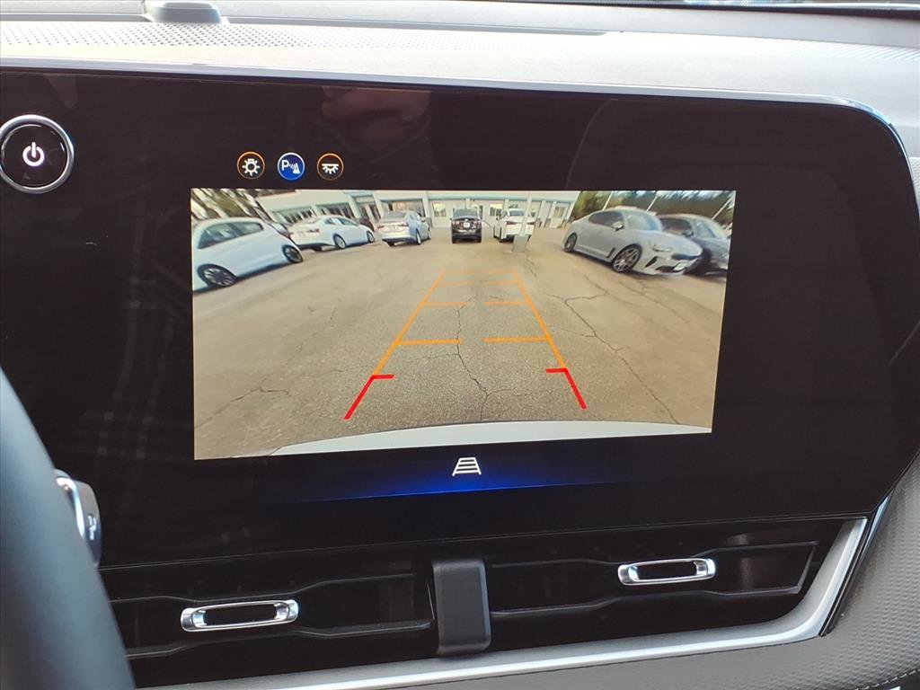 Used 2026 Chevrolet Equinox LT w/ Convenience Package II image 25