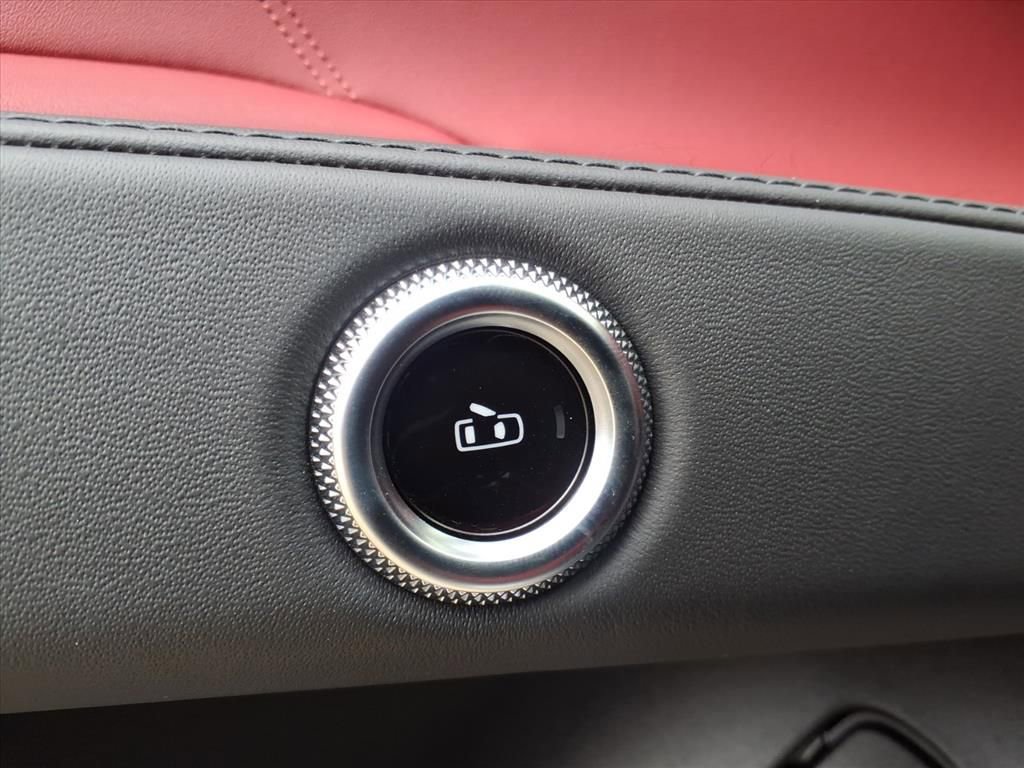 New 2026 Maserati Grecale Modena image 25