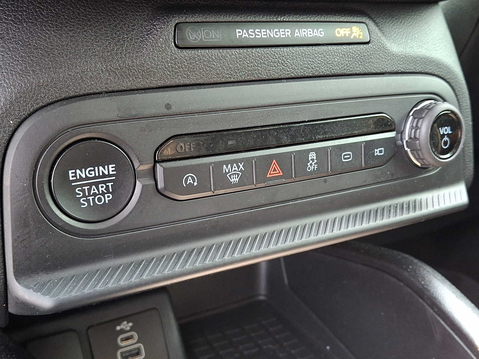 Used 2025 Ford Bronco Sport Outer Banks AWD/4WD image 24