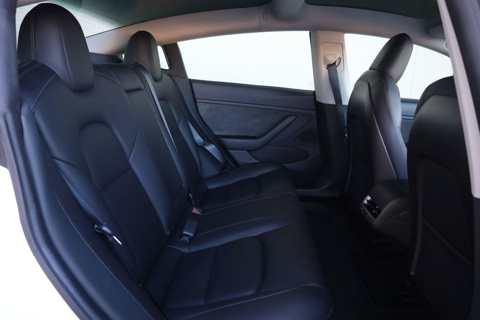 Used 2020 Tesla Model 3 Long Range AWD/4WD image 24