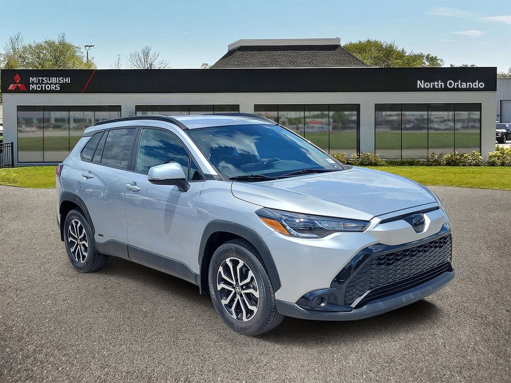 Used 2024 Toyota Corolla Cross AWD Hybrid image 3