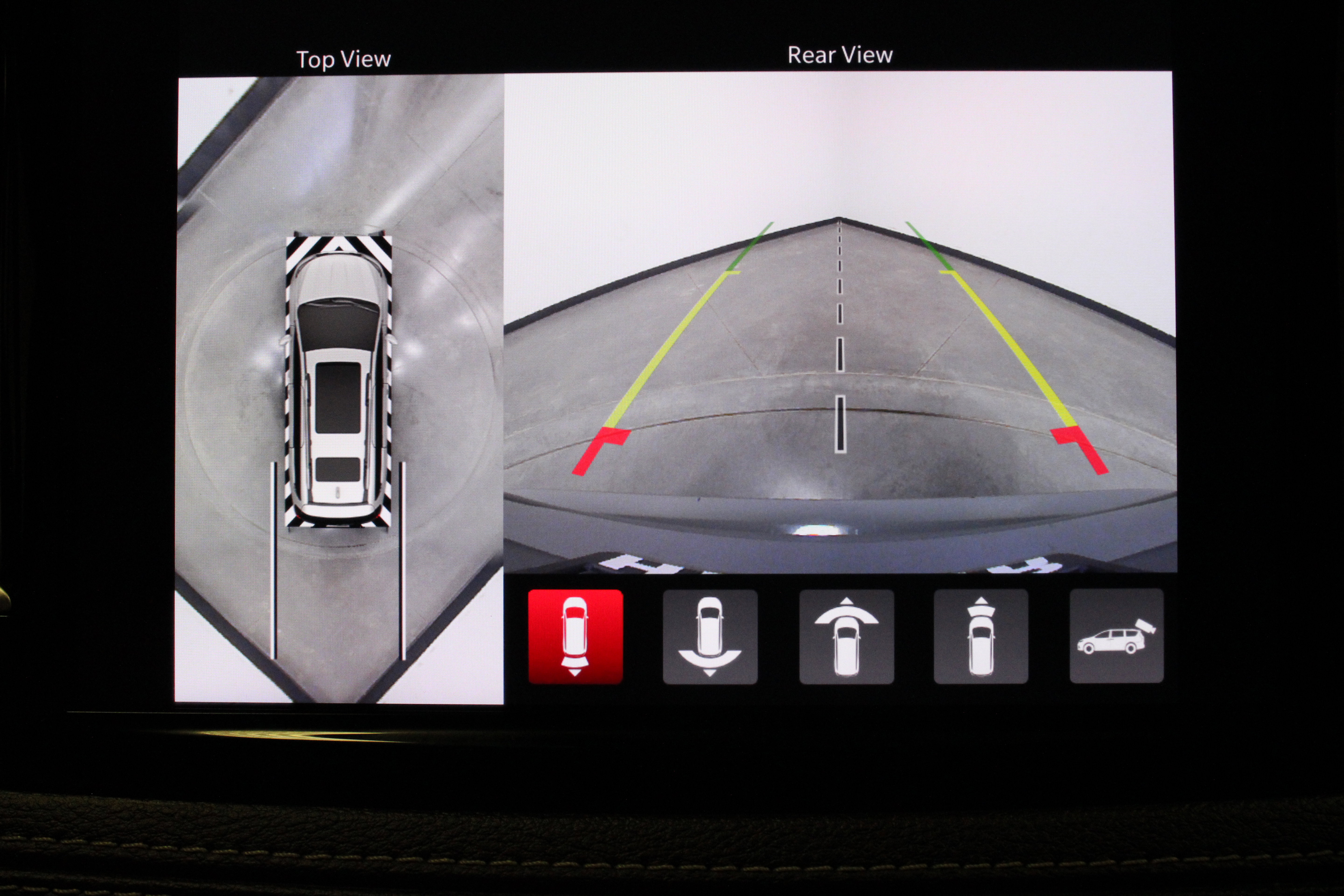 Used 2023 Chrysler Pacifica Touring-L w/ S Appearance Package FWD image 27