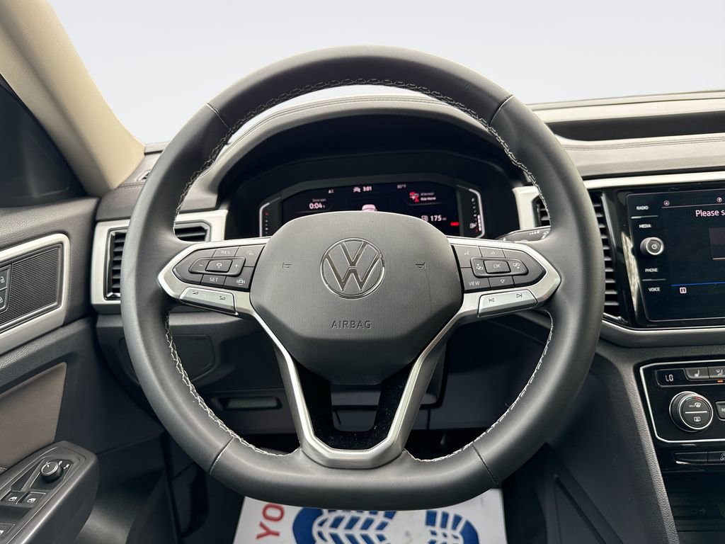 Used 2022 Volkswagen Atlas SE w/ Panoramic Sunroof Package image 11