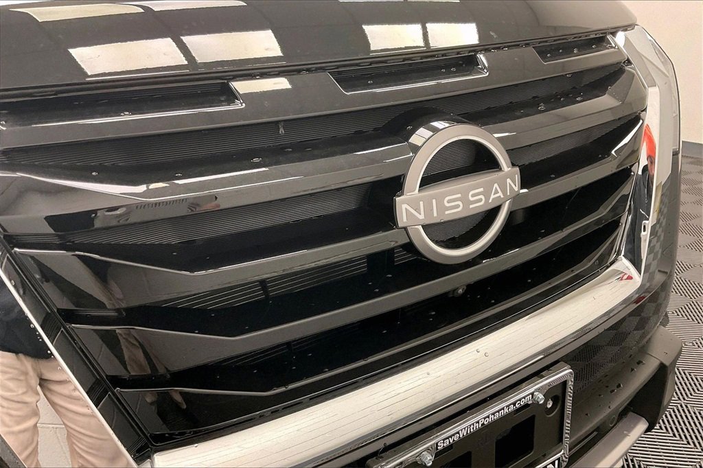 Certified 2025 Nissan Pathfinder SL image 26